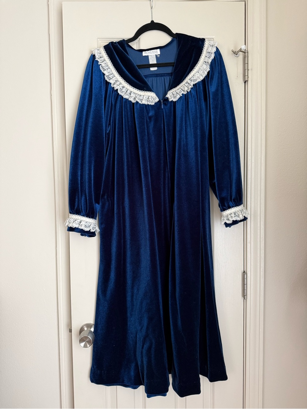Vintage Komar Blue Velvet Robe